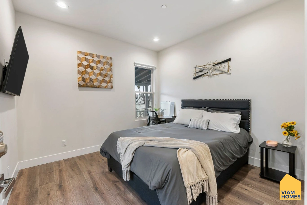 A fully furnished unit of housing for international students near SJSU and San Jose City Hall by VIAM Homes