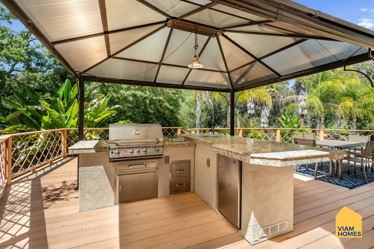 BBQ patio at The Group Retreat Villa: Fleming by VIAM Homes
