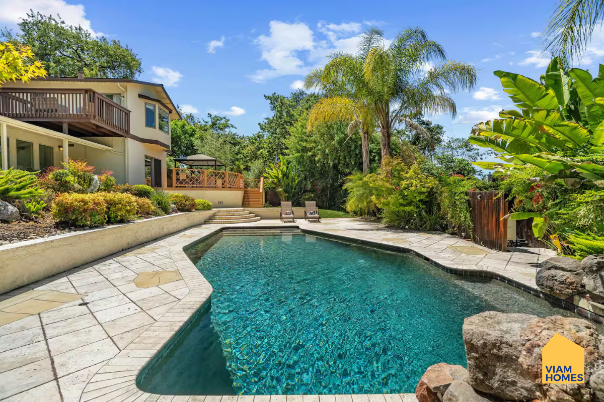 Private pool at The Group Retreat Villa: Fleming by VIAM Homes