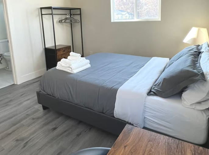 ROOM 25-6