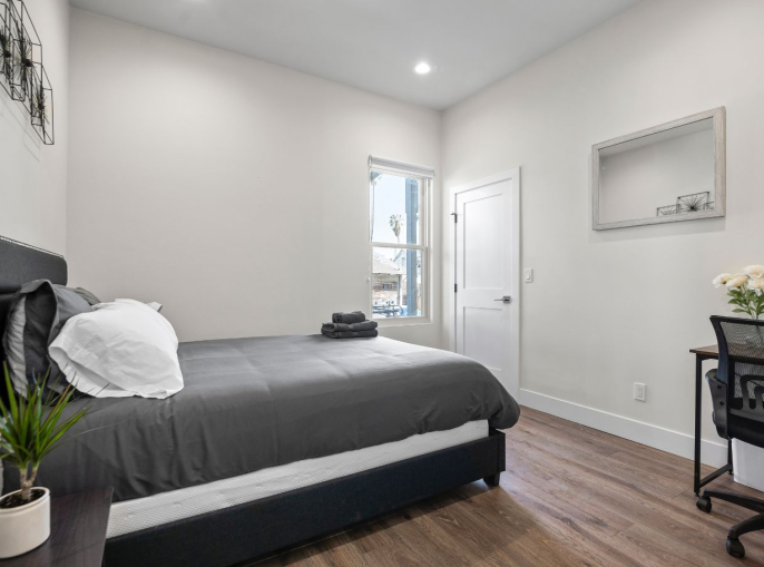 UNIT 1 CONDO