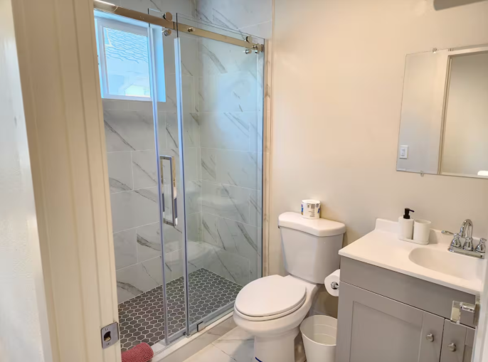 ROOM 25-2