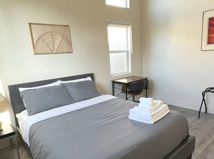 ROOM 25-6