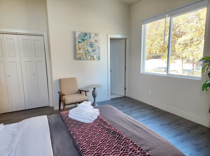 ROOM 25-3